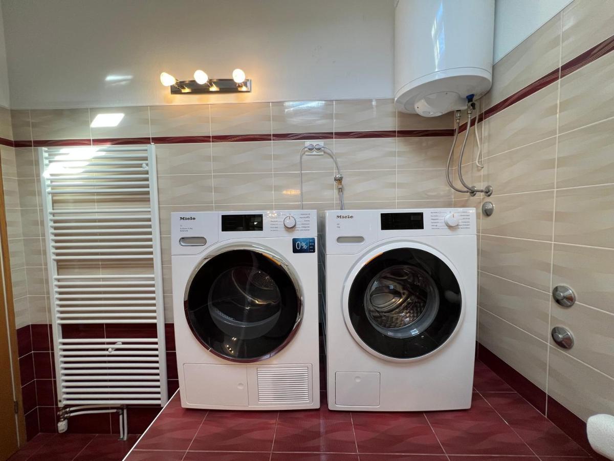 Luxury Apartman Iris Хвар Экстерьер фото